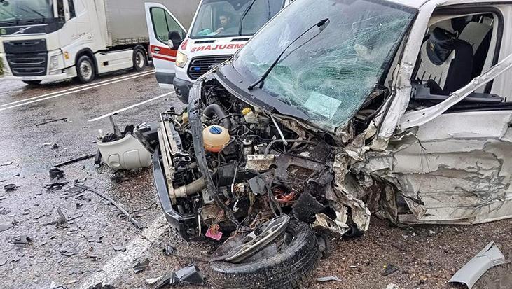 Ağrı’da korkunç kaza: 1’i bebek 2 ölü, 5 yaralı