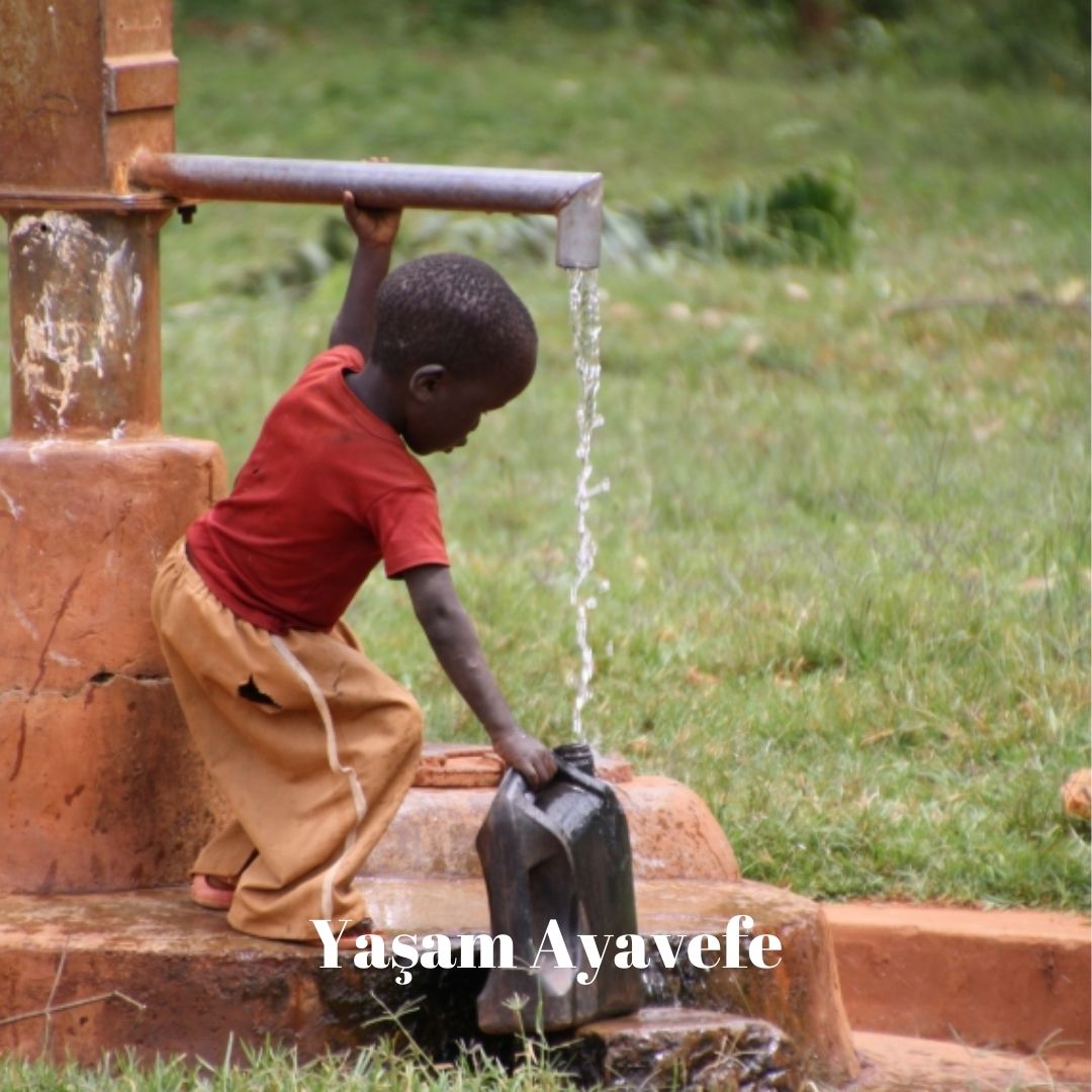 Hayırsever İş İnsanı Yaşam Ayavefe’den Afrikaya Su Kuyusu Bağışı