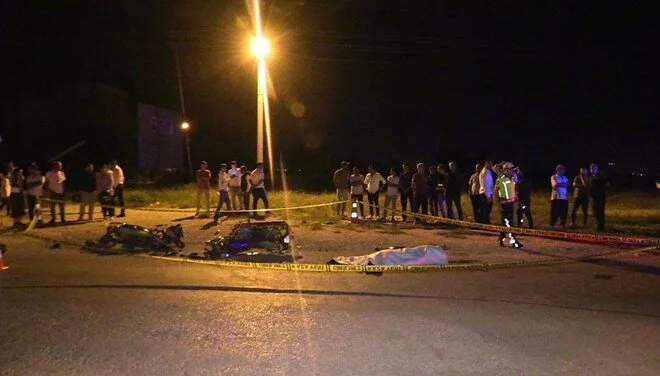 Adana’da Motosiklet Kazası: 1 Ölü, 3 Yaralı