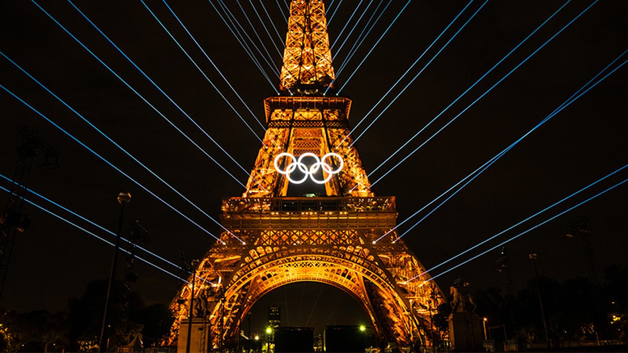 Paris 2024 Olimpiyatları Sen Nehri’nde Görkemli Törenle Başladı