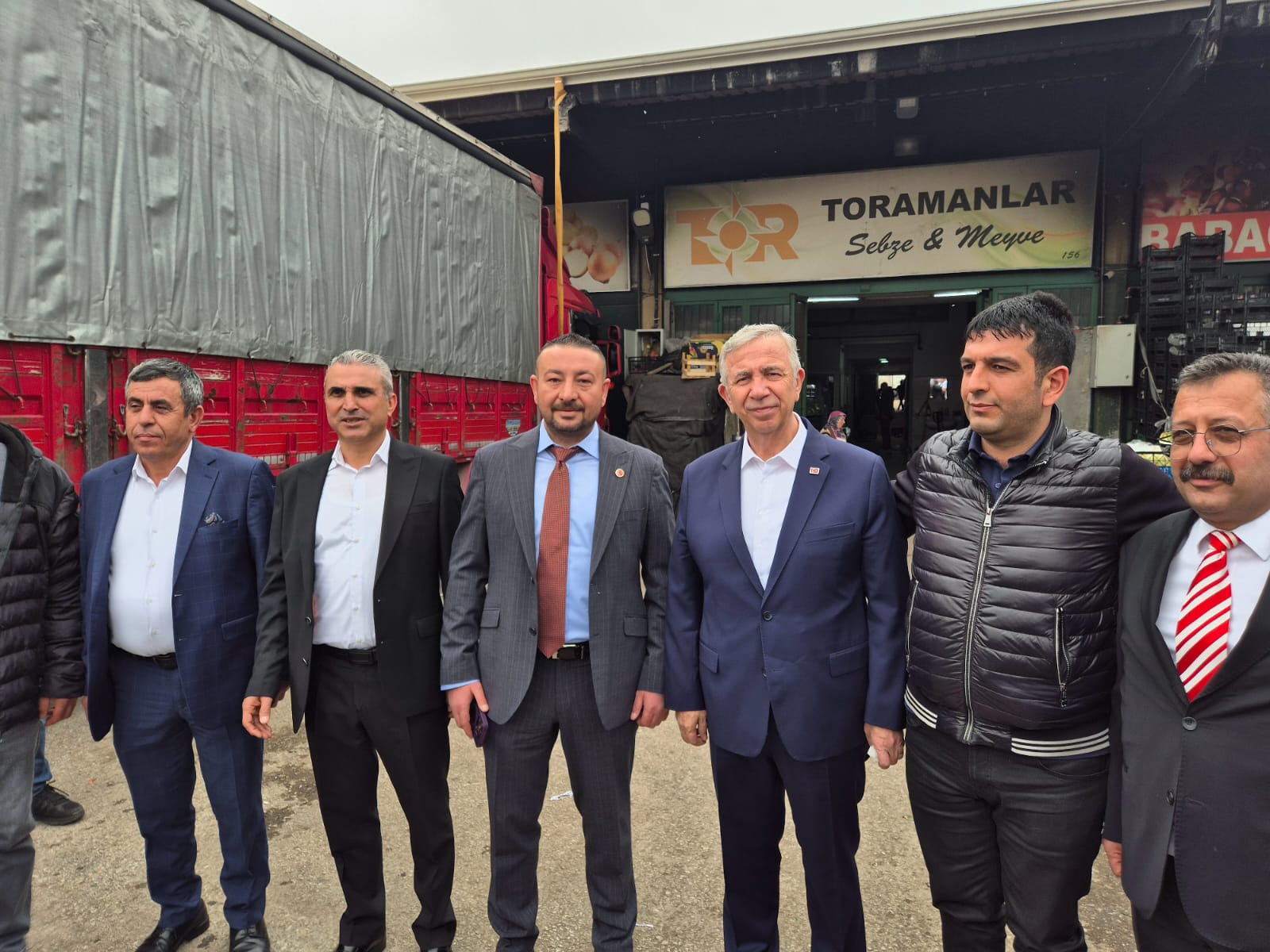 Toramanlar Sebze ve Meyve’nin Yerel Ekonomiye Katkıları ve Özkan Toraman’ın Başarıları