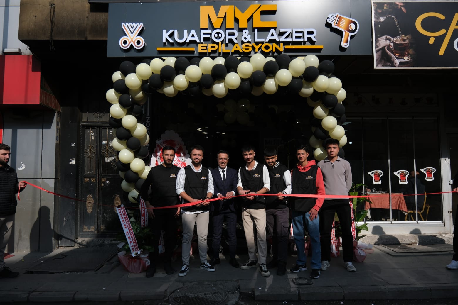 Erkekler İçin Lazer Epilasyon ve VIP Tıraş Deneyimi: MYC Erkek Bakım