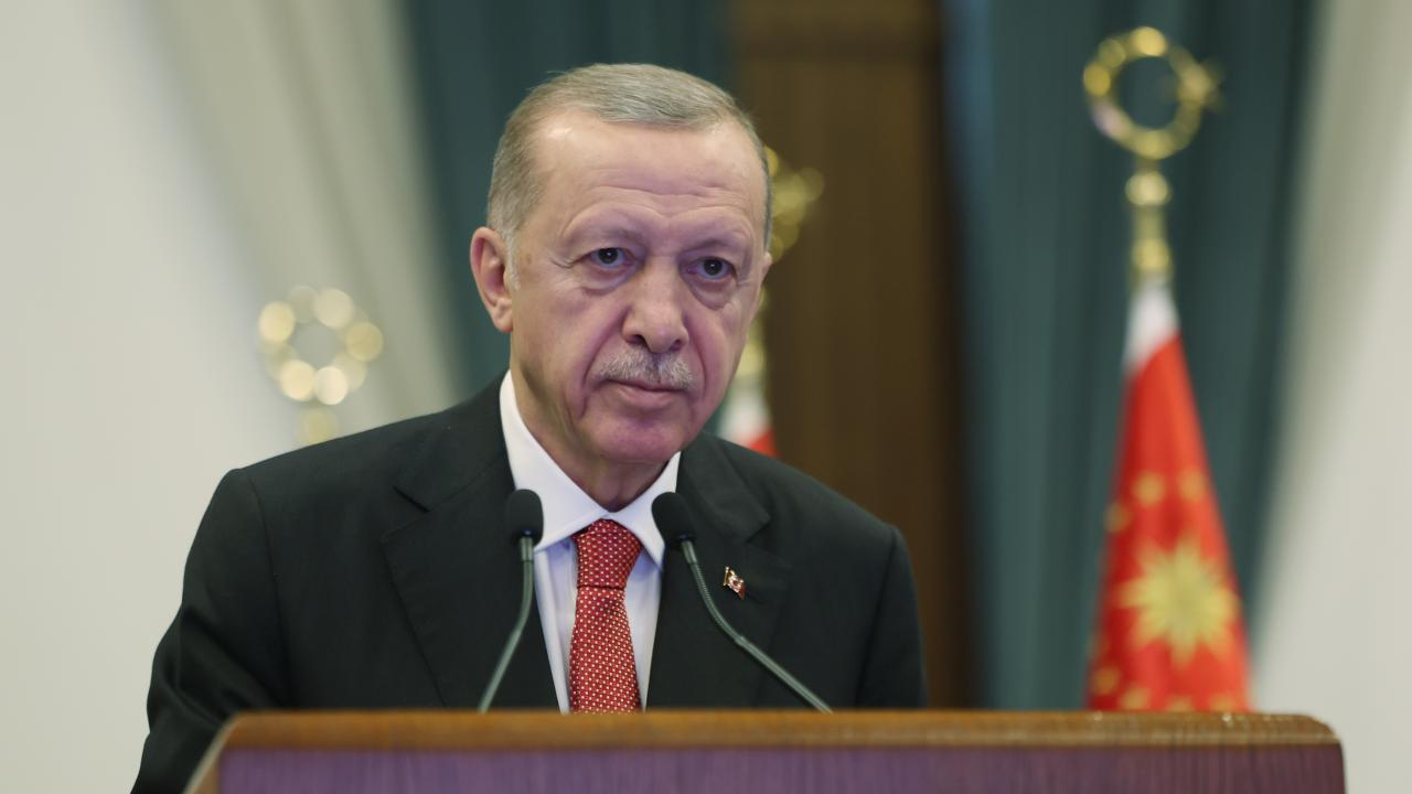 Erdoğan O Sokak Çıkmaz Sokak