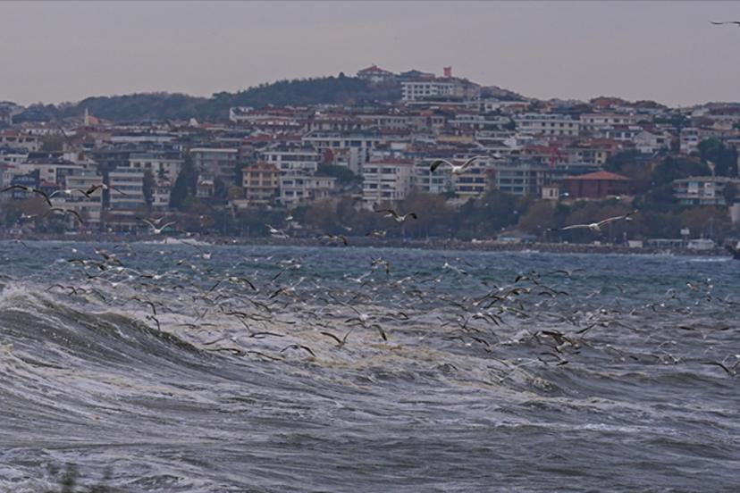 11 ilde sarı kod alarmı: Kuvvetli rüzgar ve fırtına uyarısı