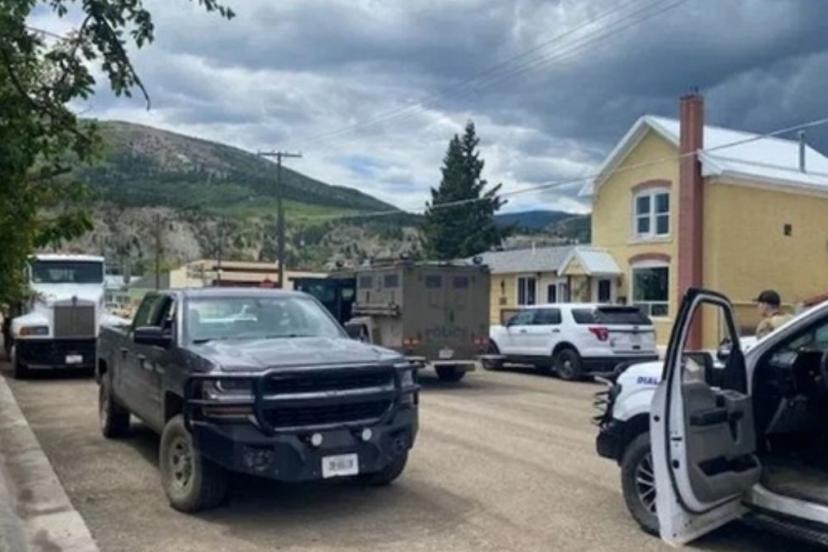 ABD’de bir barda düzenlenen silahlı saldırıda 4 kişi öldü