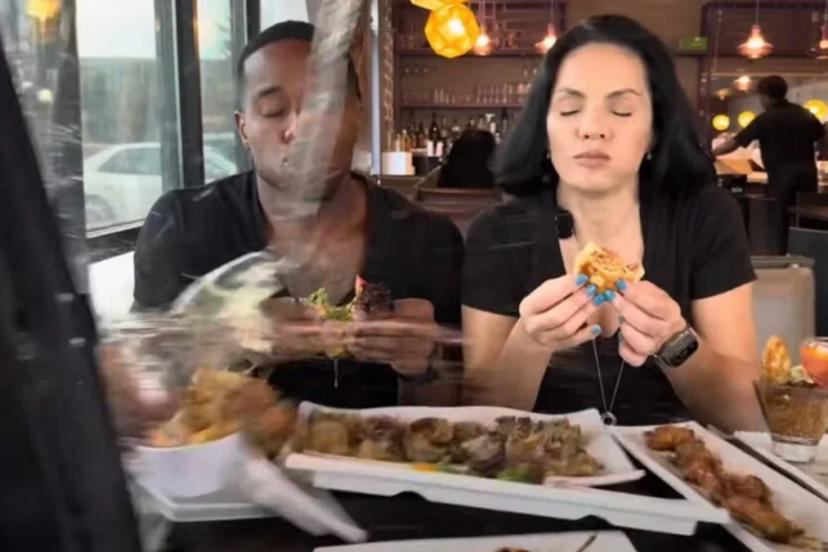 ABD’de YouTuber çift yemek yerken içeriye araba daldı