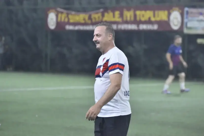 Anahtar Parti teşkilat üyeleri Düzce’de halı sahada buluştu: Ağıralioğlu’ndan 3 gol!