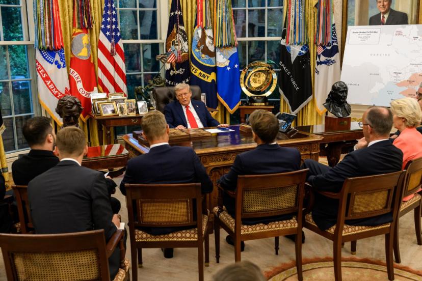 Avrupalı liderler Beyaz Saray’da Trump’ın etrafında toplandı