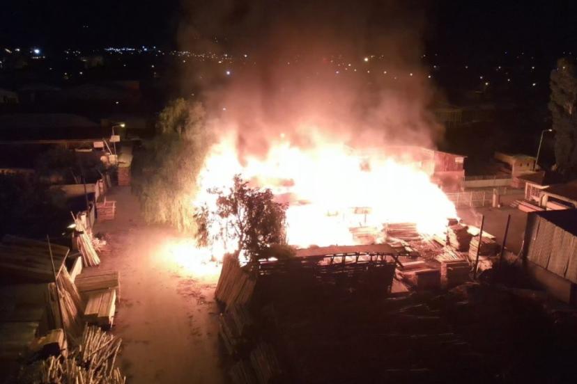 Erzincan’da Keresteciler Sitesinde yangın