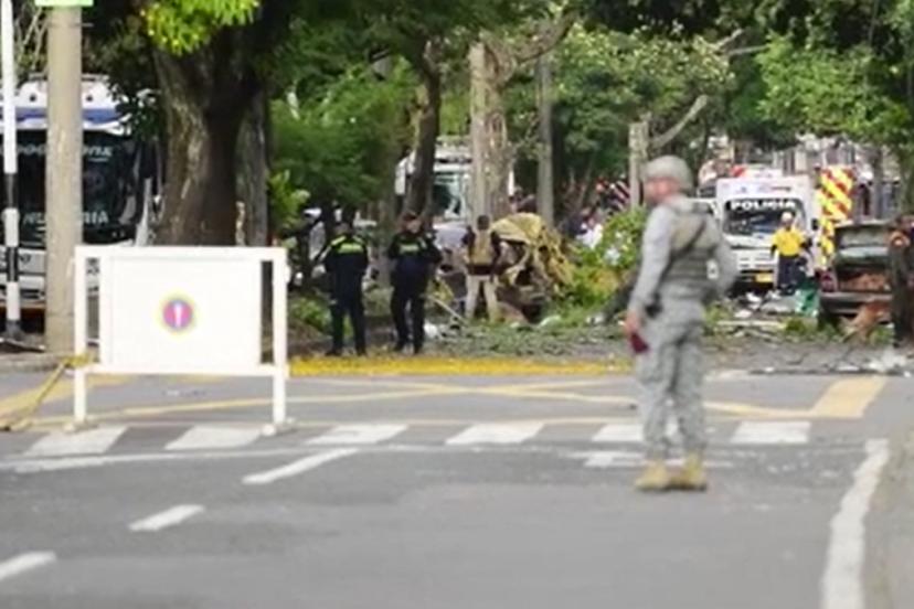 Kolombiya’da askeri hava üssü yakınlarında bombalı saldırı: Çok sayıda ölü var