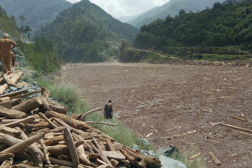 Pakistan’da sel felaketi: Son 2 günde 351 kişi hayatını kaybetti