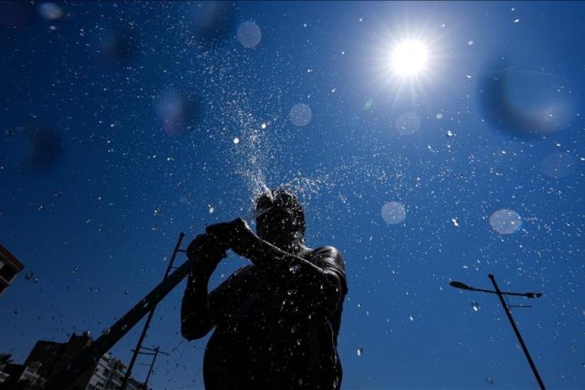 Yurtta hava durumu: Termometreler 22 kentte 40 dereceyi aştı