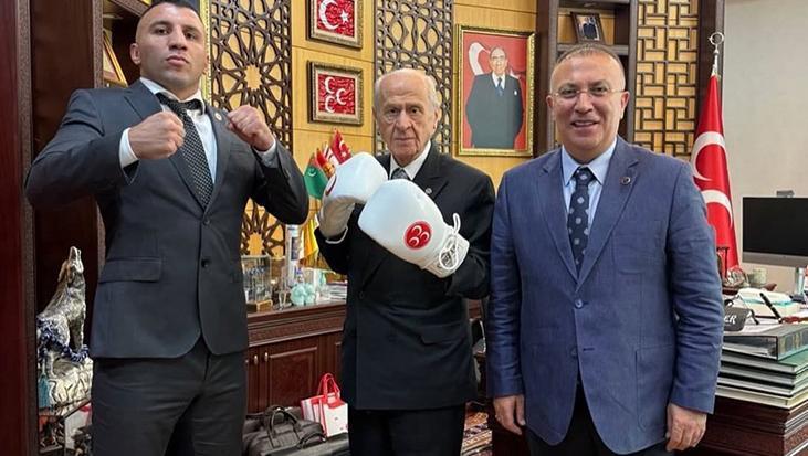 Devlet Bahçeli, Boksör Avni Yıldırım’ı Makamında Kabul Etti