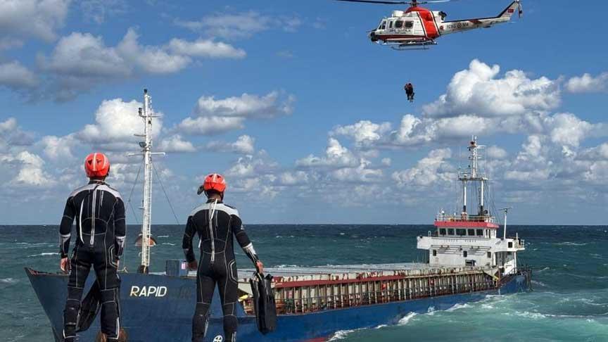 Kocaeli Açıklarında Kuru Yük Gemisi Karaya Oturdu