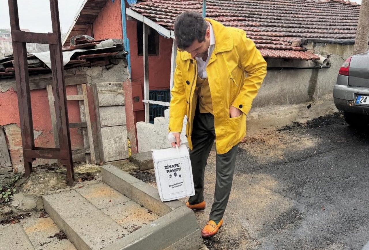 Öncü Sönmez, Babasının Hatırasını Yardımla Yaşattı