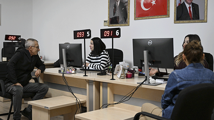 KDK Kararı: Bayram Tatili Hafta Sonuna Denk Gelirse Yıllık İzin Süresinden Düşülmeyecek