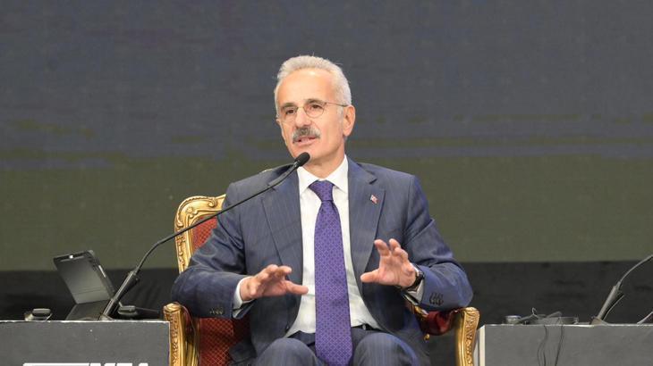 Uraloğlu: Türkiye, Lojistikle Ticaretini Güçlendiriyor