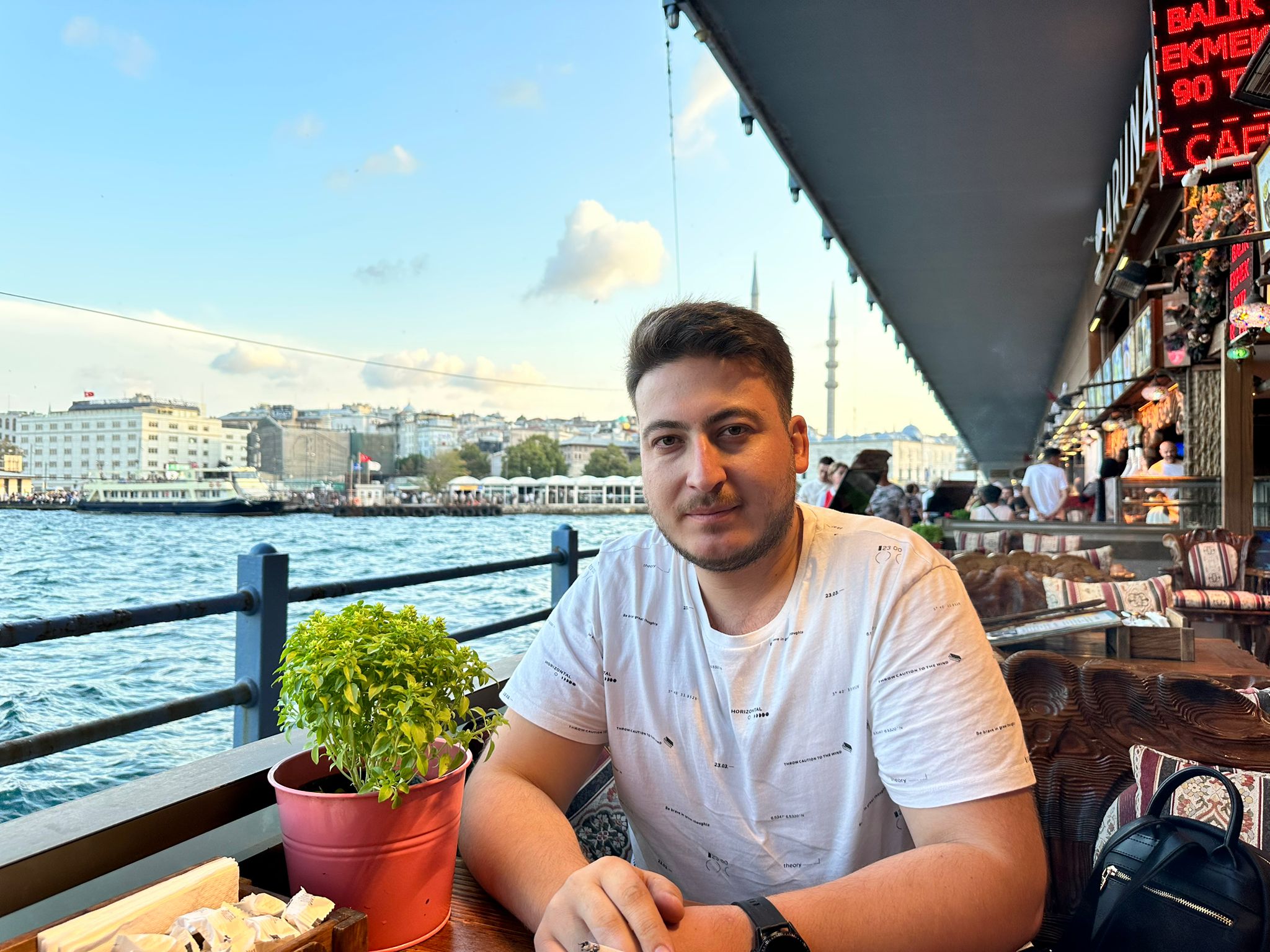 Samet Karadaş: Azim, Vizyon ve Liderliğin Simgesi