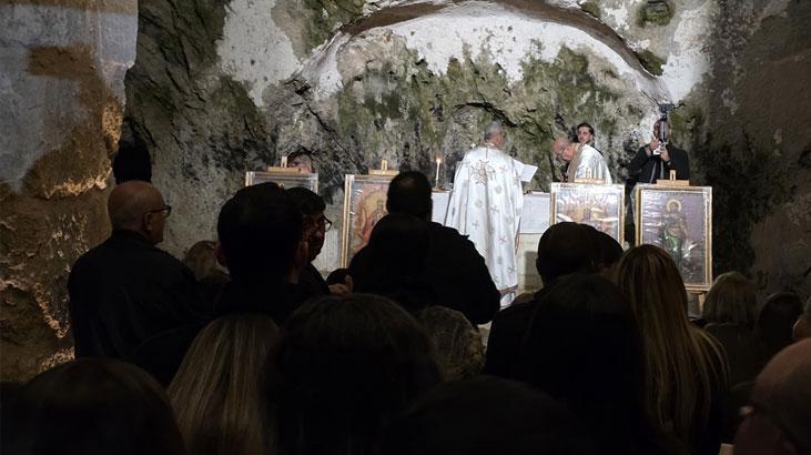 Hatay’da Noel Ayini Saint Pierre Kilisesi’nde Gerçekleştirildi