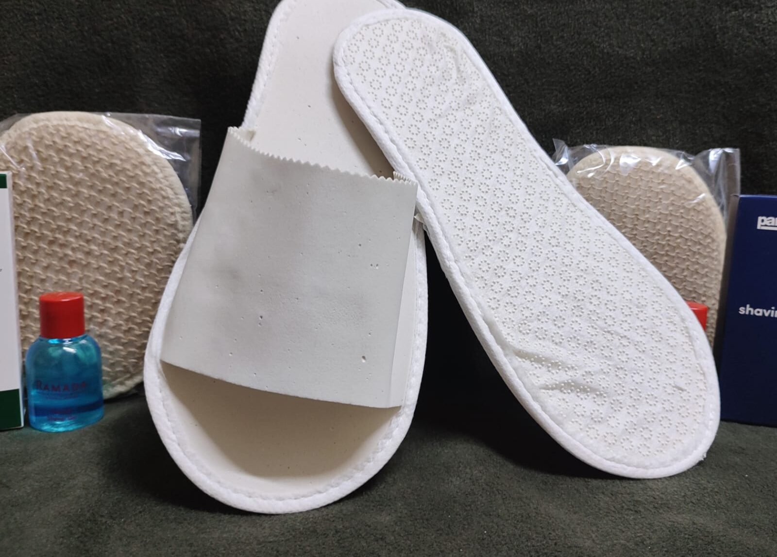 Emre Buklet Terlik ve Kozmetik: Otel Konforunda Fark Yaratan Çözümler