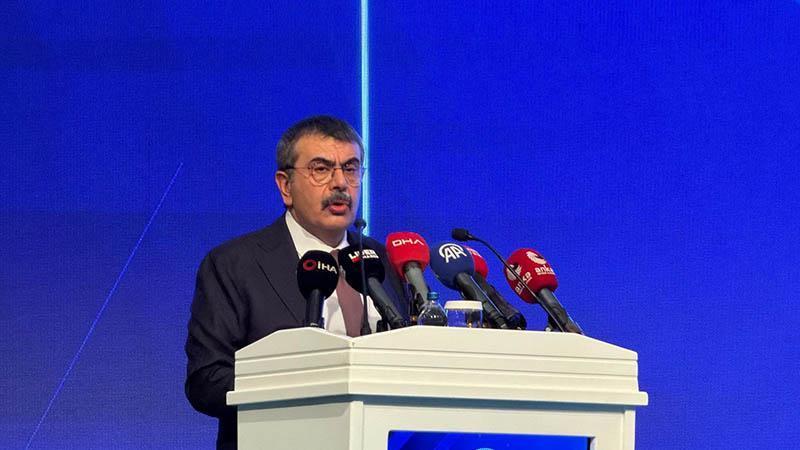 Bakan Tekin: Siber Zorbalıkla Mücadelede Toplum Olarak Sorumluluk Bilinciyle Hareket Etmeliyiz