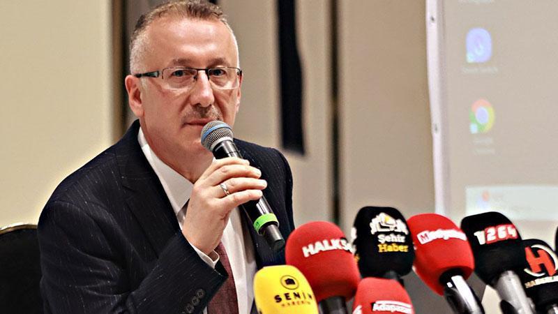 AK Parti’li Adapazarı Belediye Başkanı Mutlu Işıksu Partiden İstifa Etti