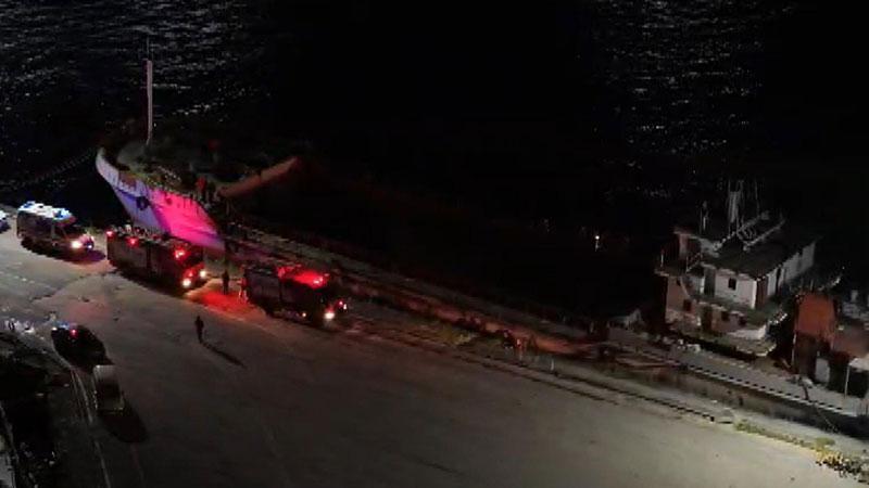 Haydarpaşa Limanı’nda Tekne Gemiye Çarptı