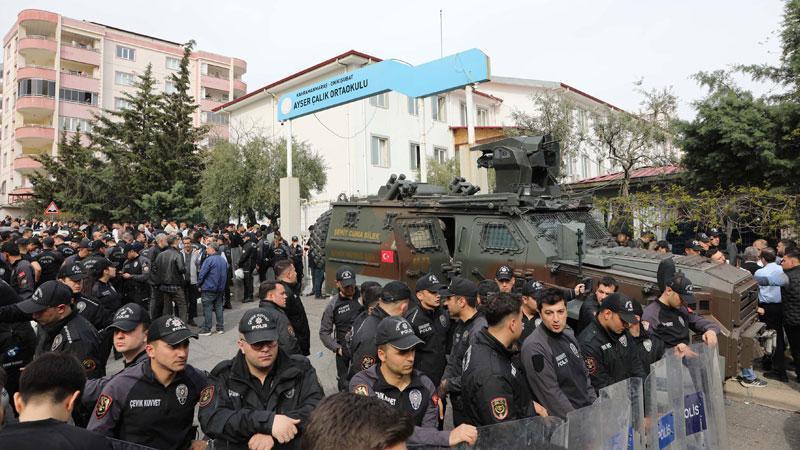 KAHRAMANMARAŞ’TA OKUL SALDIRISI: 9 KİŞİ HAYATINI KAYBETTİ, 6 YARALI AĞIR