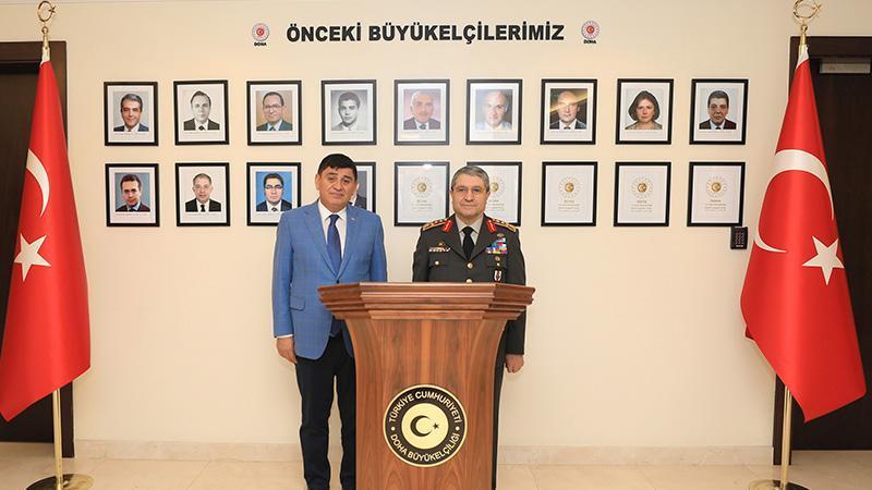 Genelkurmay Başkanı Bayraktaroğlu Katar’da temaslarda bulundu