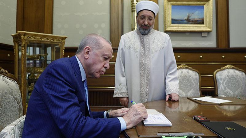 Erdoğan Kurban Vekâletini Diyanet’e Verdi