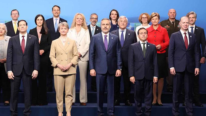 HAKAN FİDAN NATO TOPLANTISINA KATILDI: GÜNDEM GÜVENLİK VE SAVUNMA
