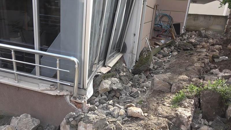 Sağanak Sonrası Çöken İstinat Duvarının Kameraya Yansıyan Görüntüleri Ortaya Çıktı