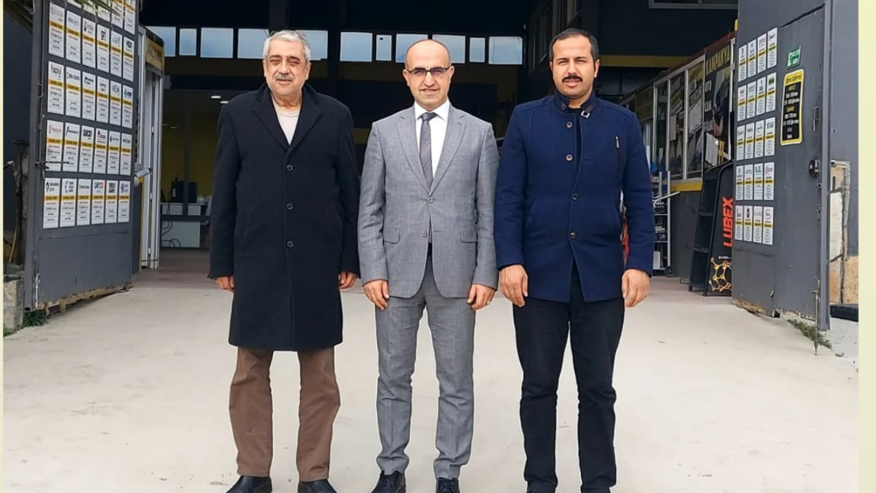 ERDEM TALİP PALA, EDREMİT KÖRFEZİ’NDE OTOMOTİV SEKTÖRÜNÜN DÖNÜŞÜMÜNE ÖNCÜLÜK EDİYOR