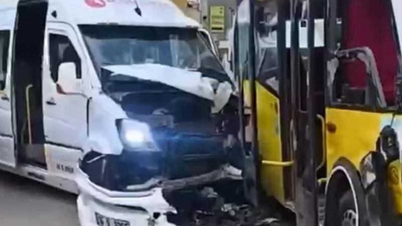 Bursa’da Trafik Kazası: 5 Kişi Yaralandı