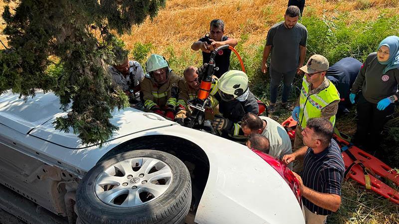 SÜNNET DÖNÜŞÜ KAZA: 3’Ü ÇOCUK 7 KİŞİ YARALANDI