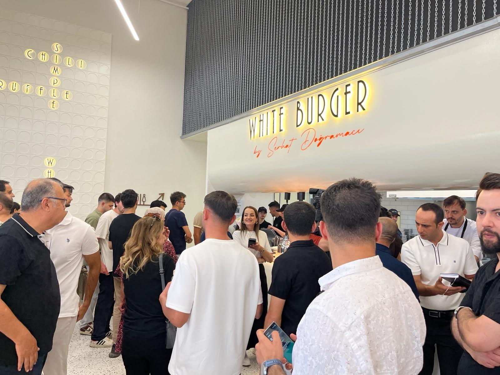 Michelin Yıldızlı Şef Serhat Doğramacı Gaziantep’te Yeni Şubesini Açtı