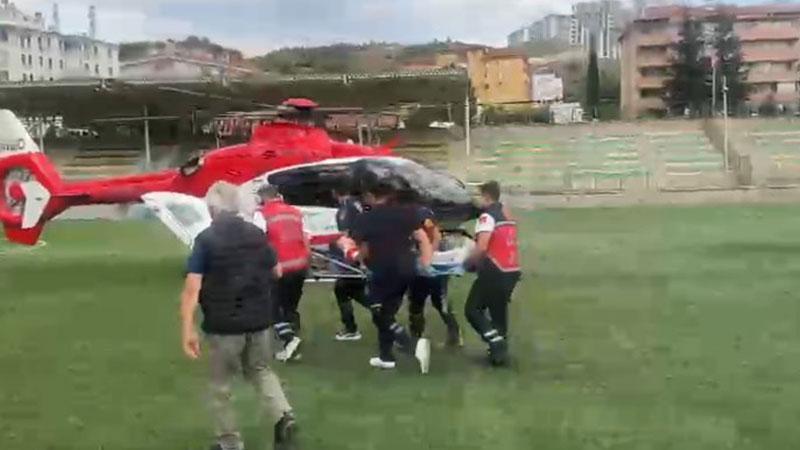 Kapıya sıkışan çocuğun kopan parmağı için ambulans helikopter havalandı