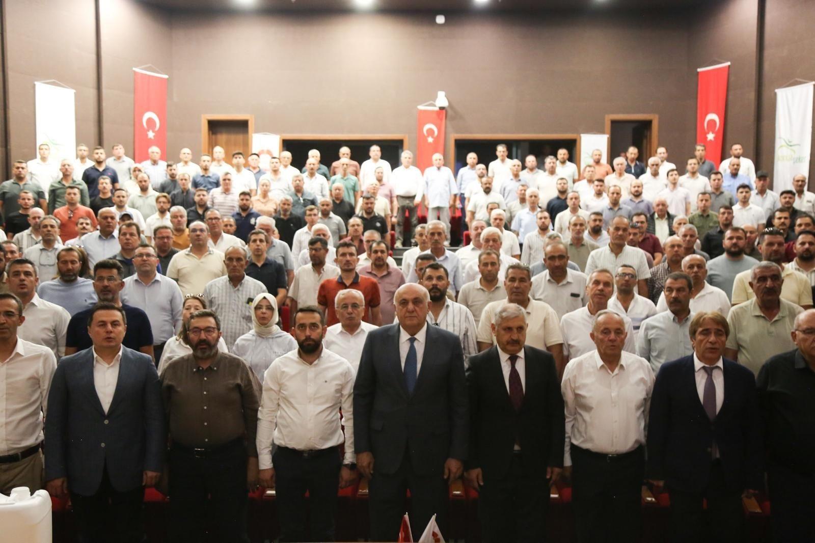Şeker pancarı için geliştirilen yerli mikrobiyal gübre Azotor Smart tanıtıldı