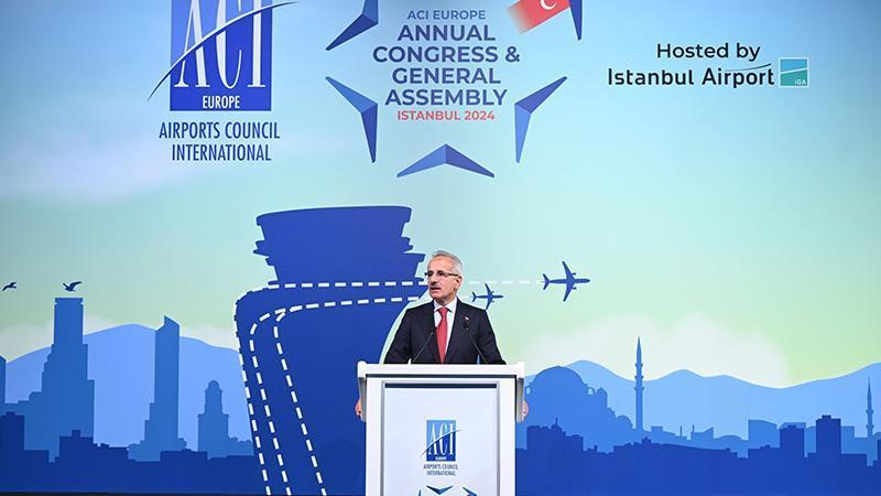 İstanbul Havalimanı’ndan tarihi rekor: Bir günde 289 bin yolcu ağırlandı