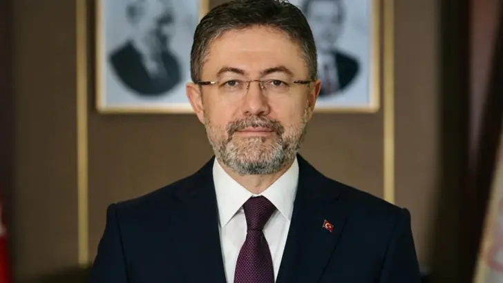 Fransa’daki yangın görevini tamamlayan Türk uçakları yurda döndü