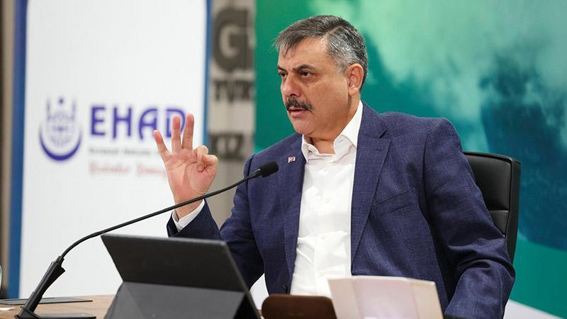 Bakan Çiftçi’den gençlere: “Bu dönem, kendinize ve geleceğinize yatırım yapacağınız dönem”