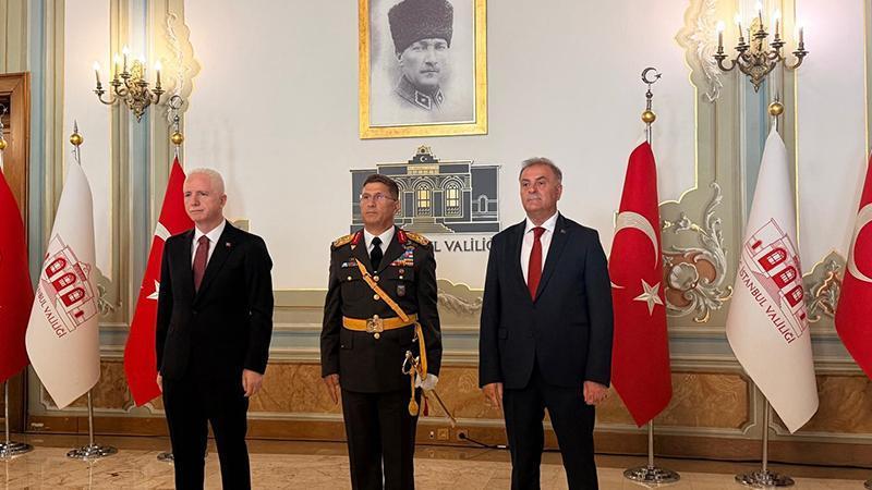 30 Ağustos coşkusu İstanbul Valiliği’nde başladı