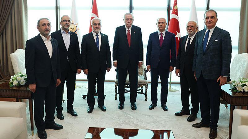 Erdoğan-Yapıcıoğlu görüşmesi AK Parti Genel Merkezi’nde gerçekleşti