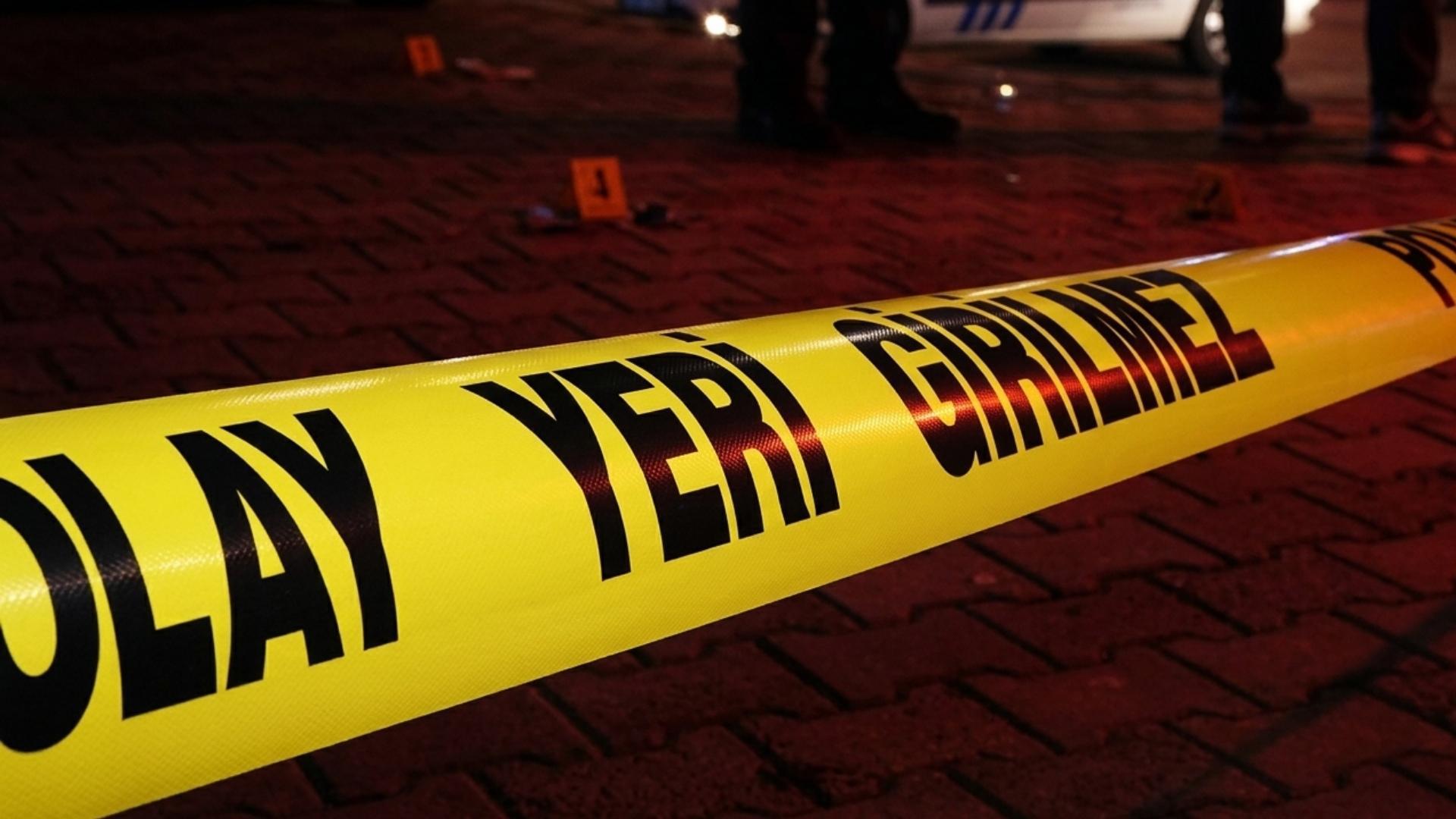 Oyun Oynarken Su Dolu Menfeze Düştüler: 1 Çocuk Öldü