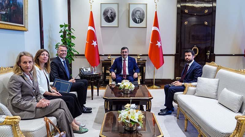 Cevdet Yılmaz, büyükelçilerle Türkiye’nin diplomatik gündemini görüştü