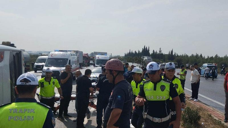 Yola Dökülen Mazot İddiası: Yolcu Midibüsü Devrildi