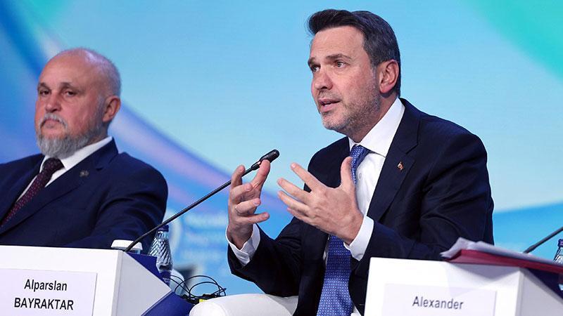 Bayraktar: Türkiye, Küresel Enerji Piyasalarına Daha Fazla Kaynak Sunabilir