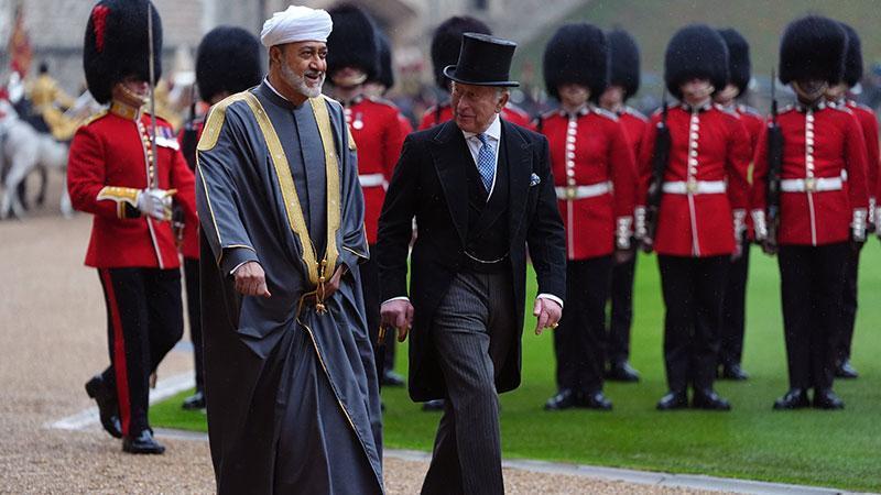 Umman Sultanı Bin Tarık’tan İngiltere’ye resmî ziyaret